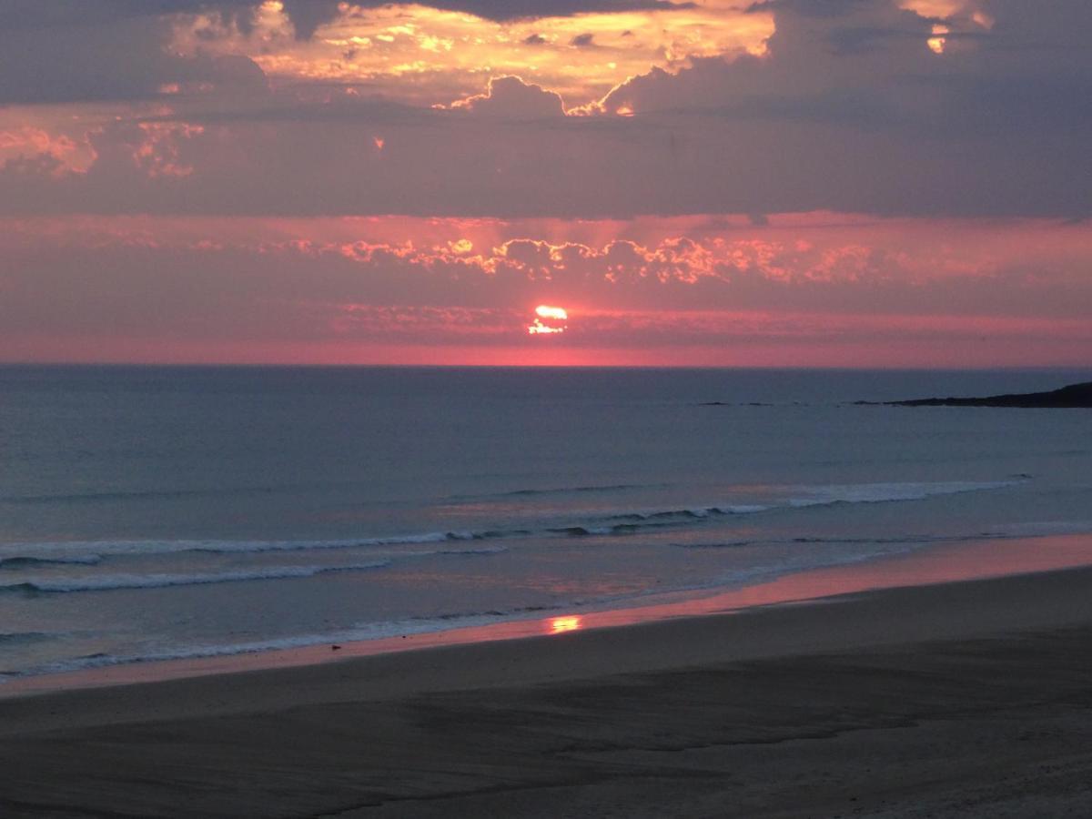 Gite "Rose Des Sables" - 800M De La Plage De Surtainville, Proche Commerces - Piscine En Juillet Et Aout Camera foto