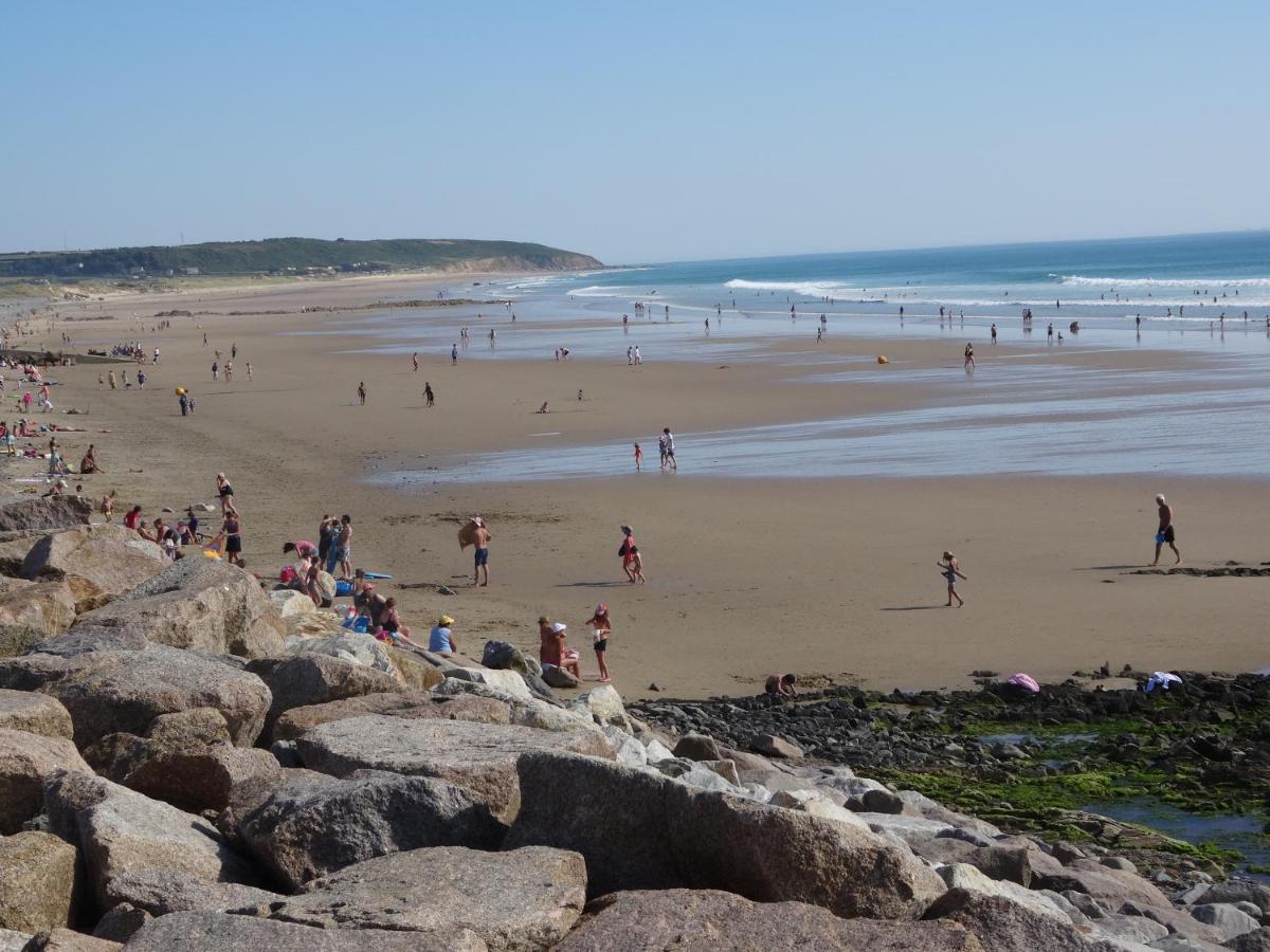 Gite "Rose Des Sables" - 800M De La Plage De Surtainville, Proche Commerces - Piscine En Juillet Et Aout Camera foto