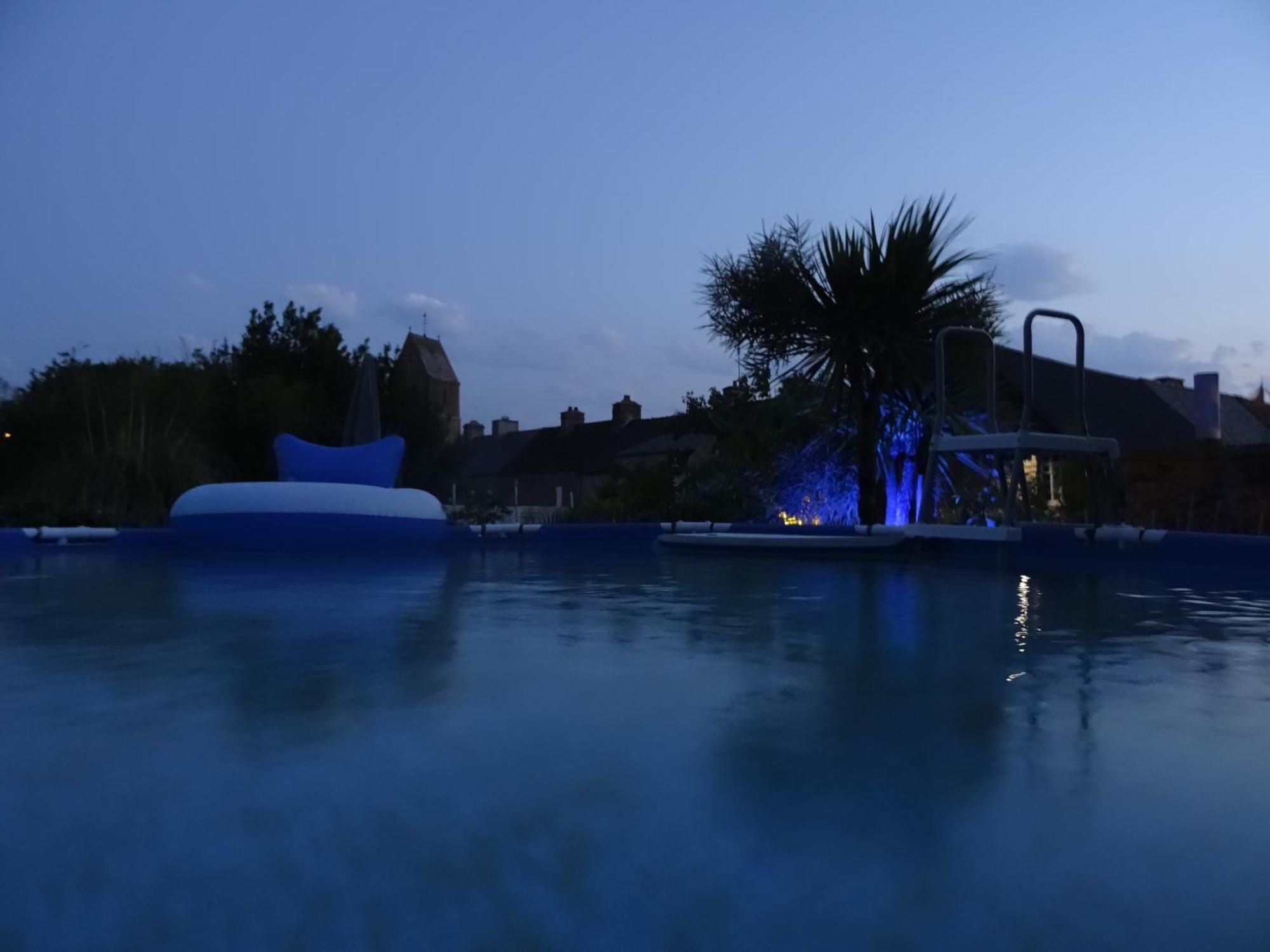 Gite "Rose Des Sables" - 800M De La Plage De Surtainville, Proche Commerces - Piscine En Juillet Et Aout Esterno foto
